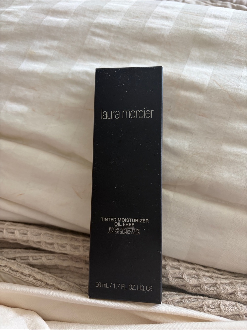 laura mercier Tinted Moisturizer - Black Packaging